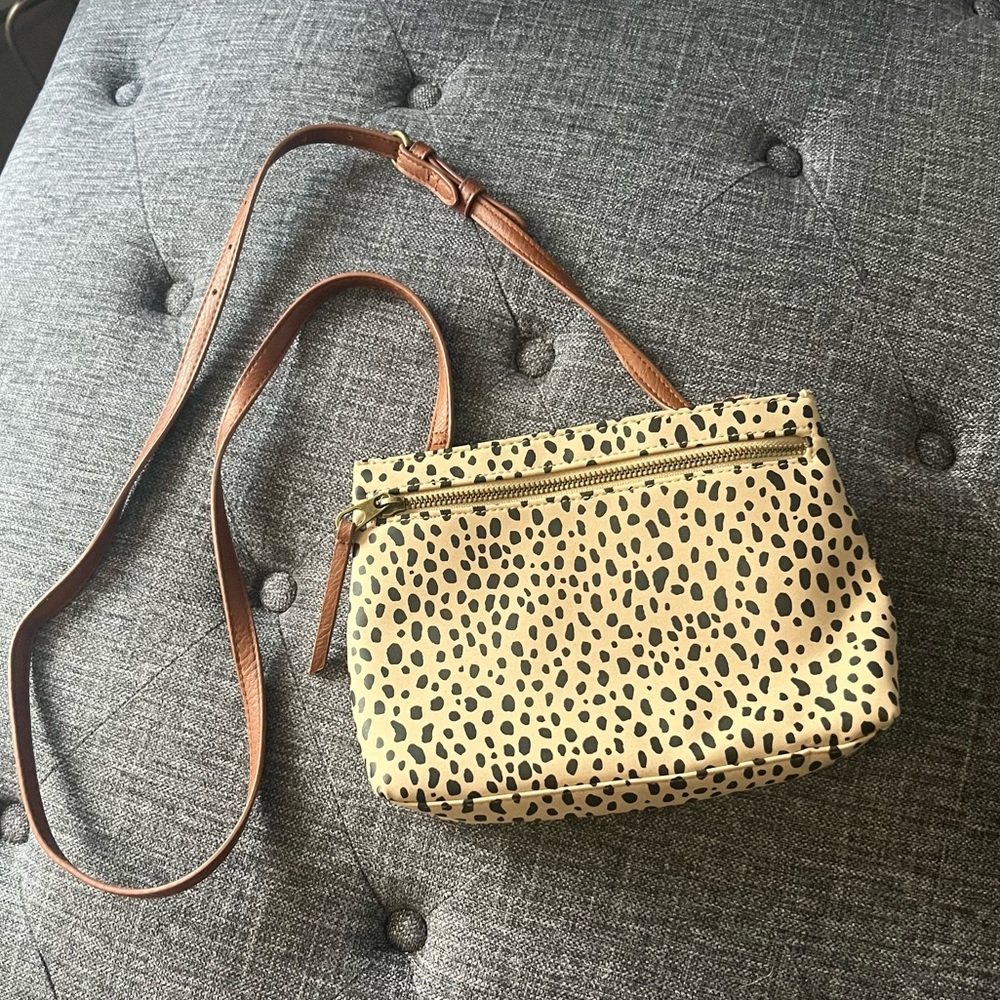 Cute leopard print crossbody purse